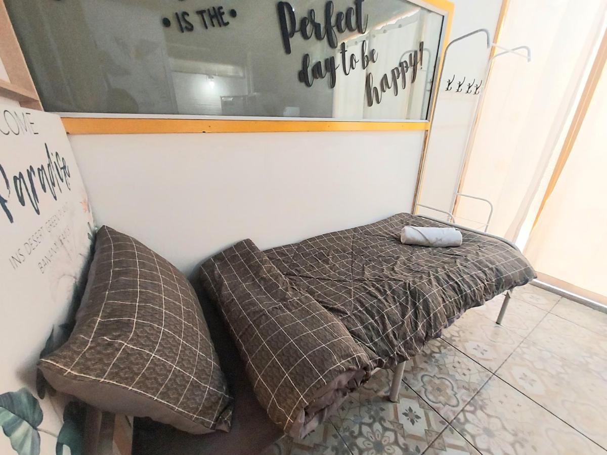 Mee Tang Nang Non Hotel Phuket Kültér fotó
