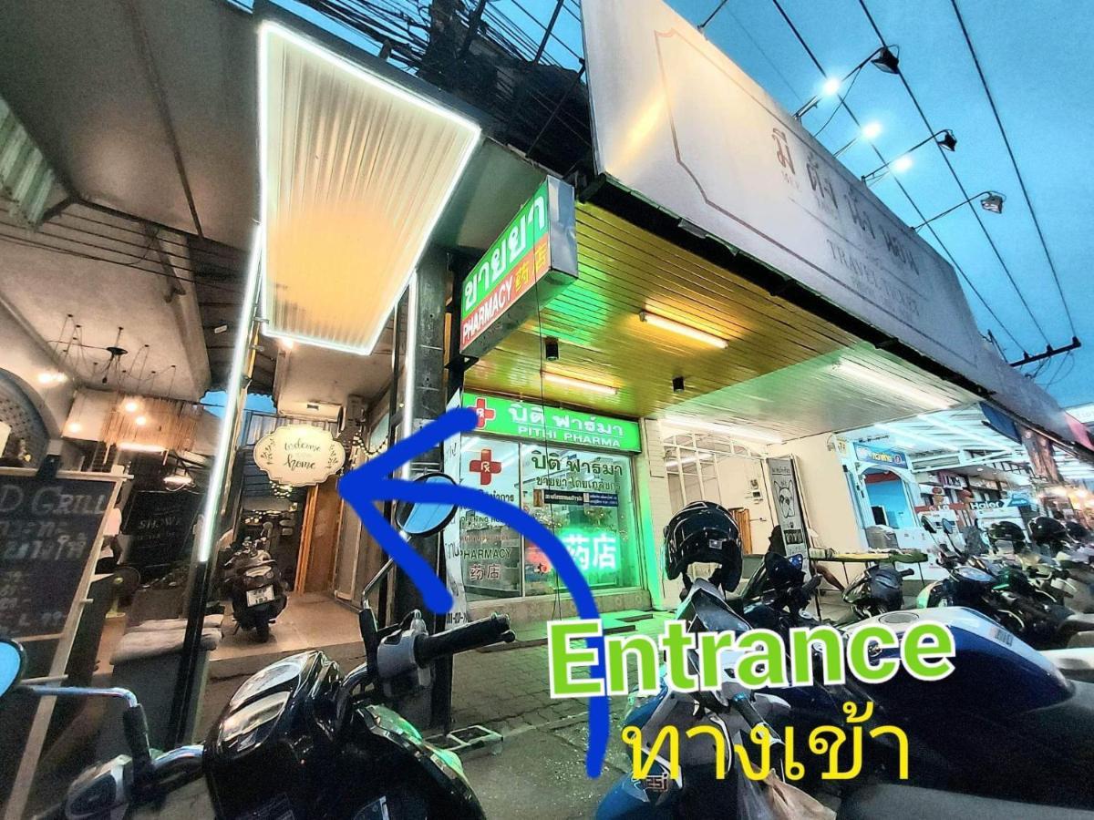 Mee Tang Nang Non Hotel Phuket Kültér fotó