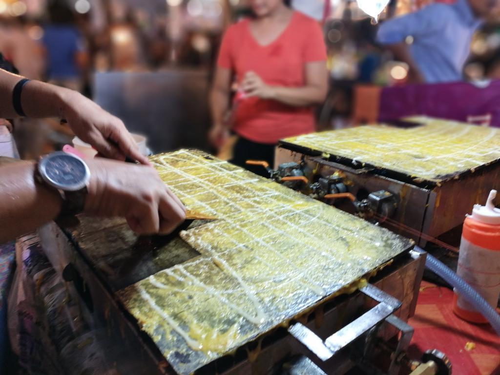 Mee Tang Nang Non Hotel Phuket Kültér fotó