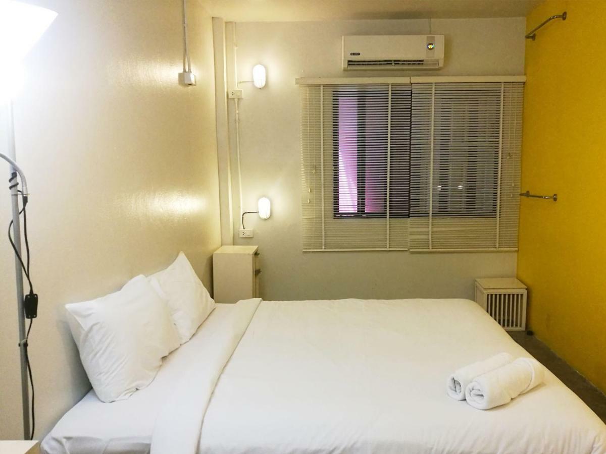 Mee Tang Nang Non Hotel Phuket Kültér fotó